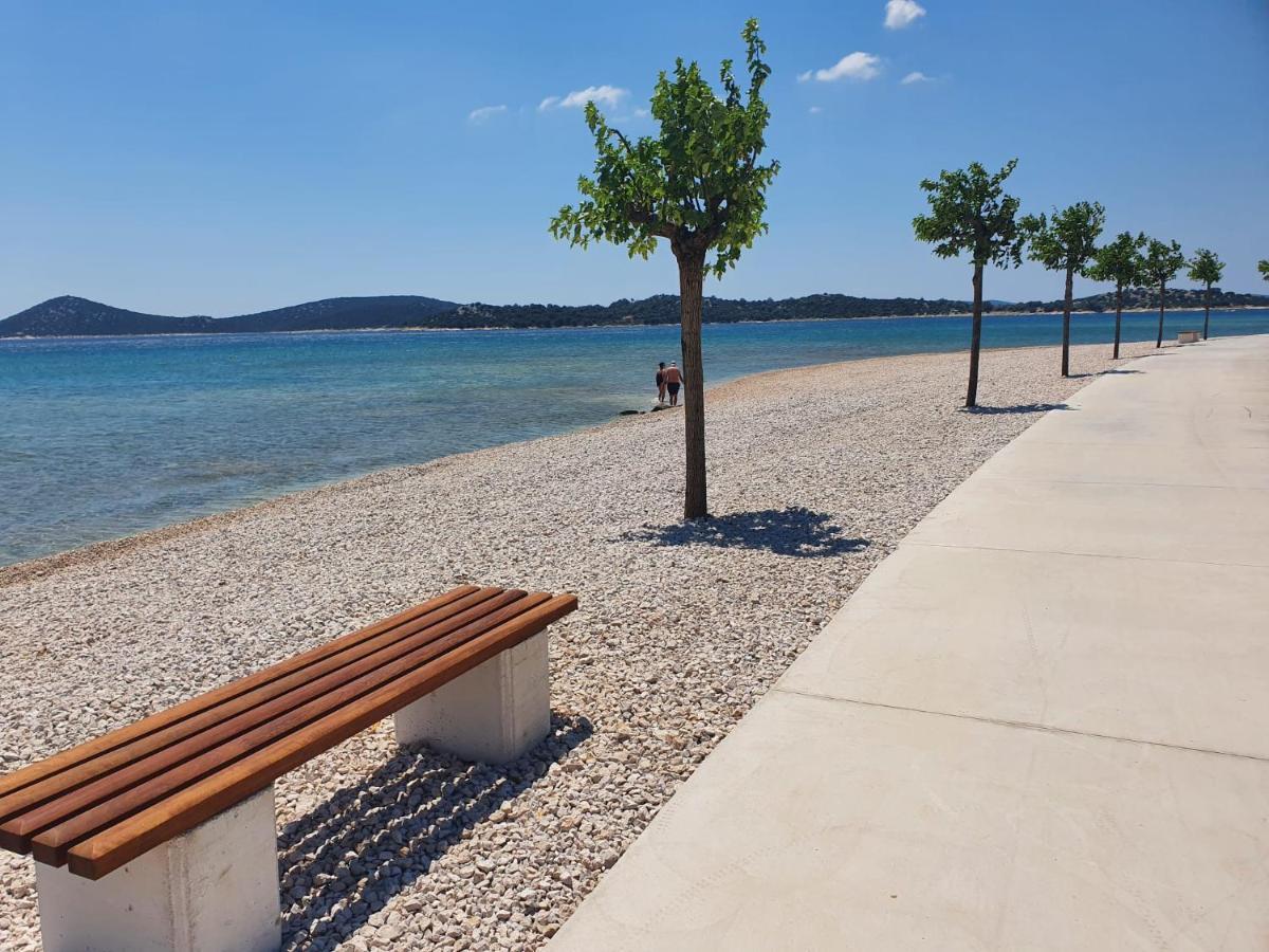 Villa Aliara Jacuzzi Apartment Vodice Exterior photo