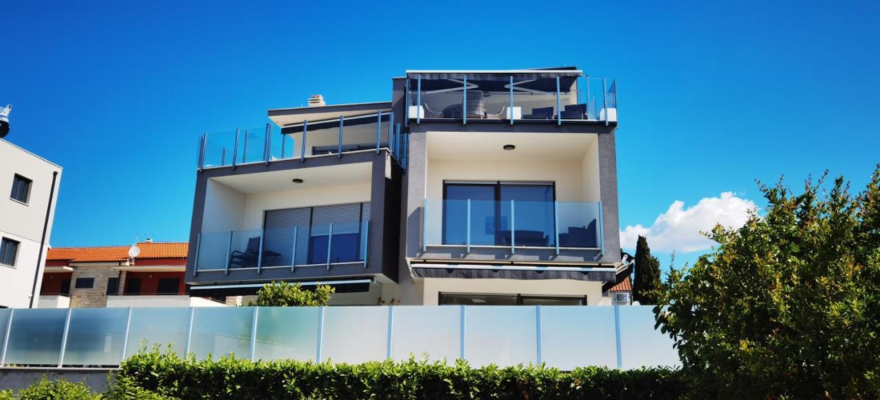 Villa Aliara Jacuzzi Apartment Vodice Exterior photo